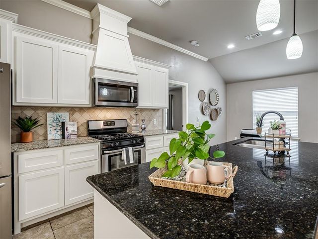 4901 Wister Lane, Edmond, OK 73025