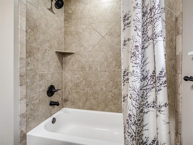 4901 Wister Lane, Edmond, OK 73025