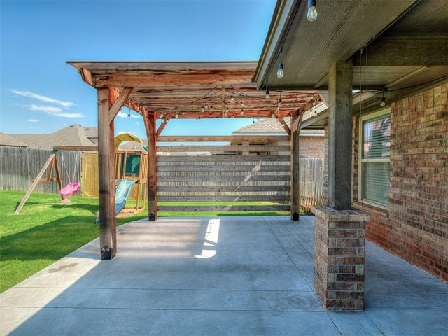 4901 Wister Lane, Edmond, OK 73025