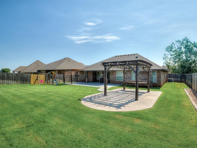 4901 Wister Lane, Edmond, OK 73025