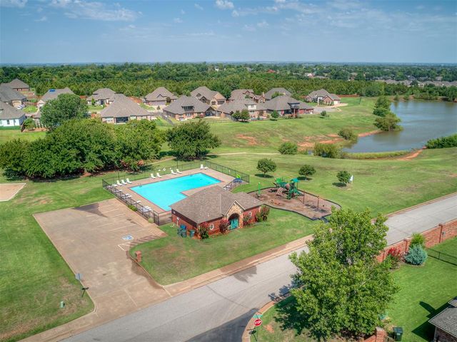 4901 Wister Lane, Edmond, OK 73025
