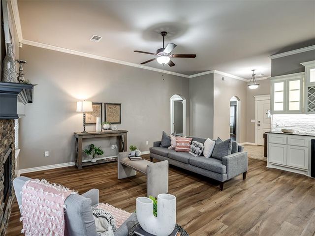 4901 Wister Lane, Edmond, OK 73025
