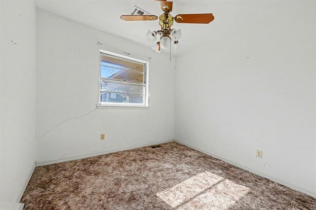 5725 Lawson Lane, Oklahoma City, OK 73132