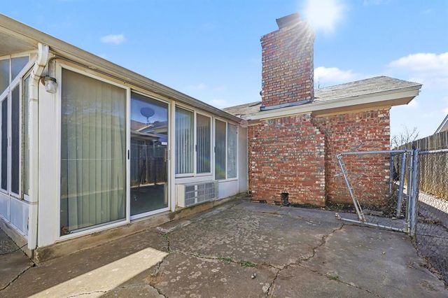 5725 Lawson Lane, Oklahoma City, OK 73132