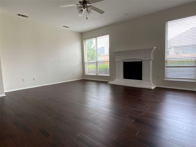 1107 Eastbrook Drive, Glenn Heights, TX 75154