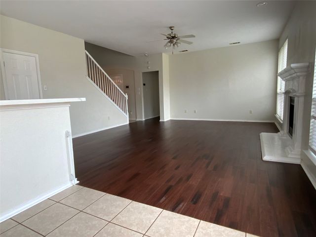 1107 Eastbrook Drive, Glenn Heights, TX 75154