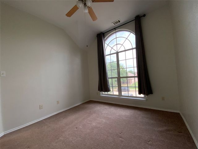 1107 Eastbrook Drive, Glenn Heights, TX 75154