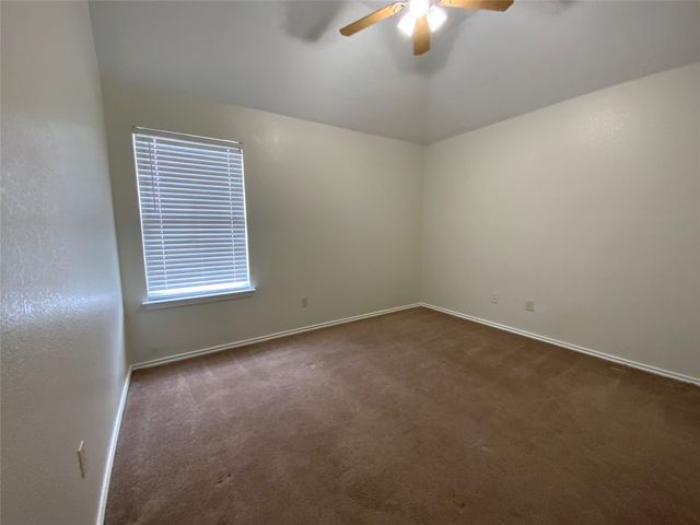 1107 Eastbrook Drive, Glenn Heights, TX 75154