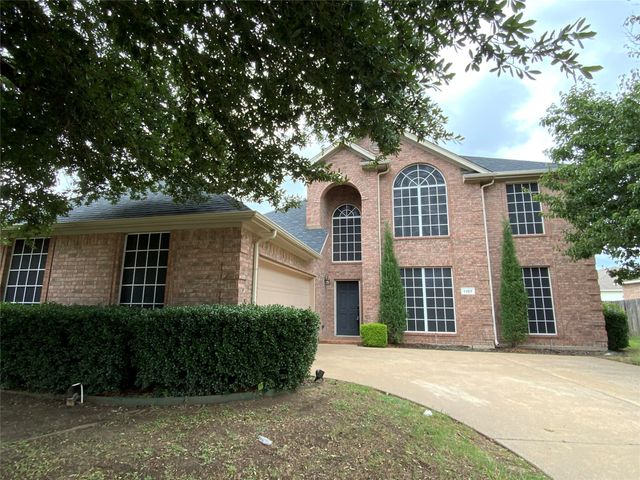 1107 Eastbrook Drive, Glenn Heights, TX 75154