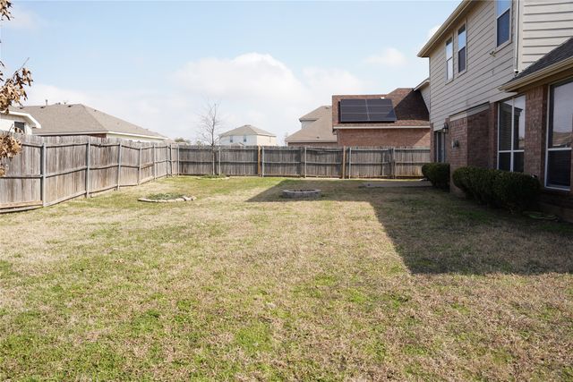 1107 Eastbrook Drive, Glenn Heights, TX 75154