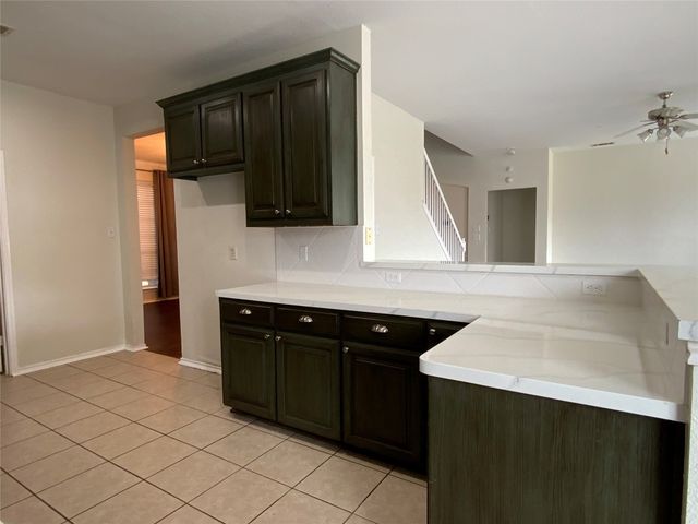 1107 Eastbrook Drive, Glenn Heights, TX 75154