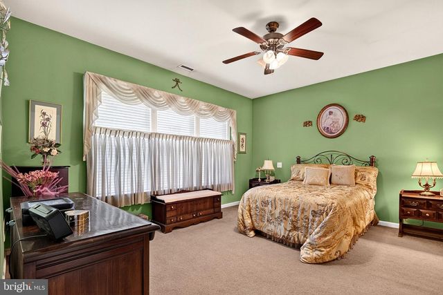 117 SPARROW DR, Hamilton, NJ 08690