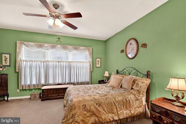 117 SPARROW DR, Hamilton, NJ 08690