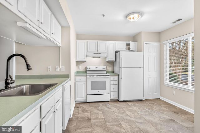 54-H QUEEN CAROLINE CT, Chester, MD 21619