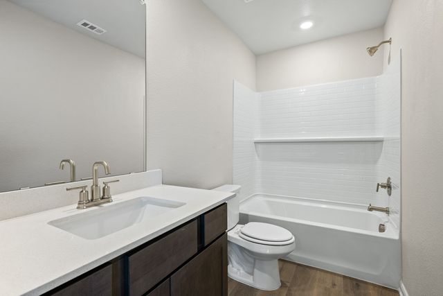 8437 White Wolf Trail, Ponder, TX 76259
