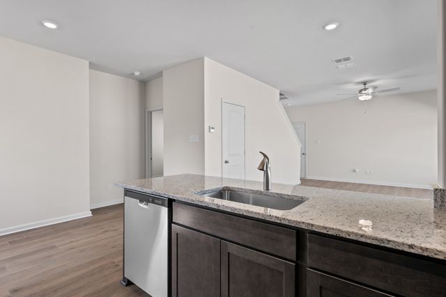 8437 White Wolf Trail, Ponder, TX 76259