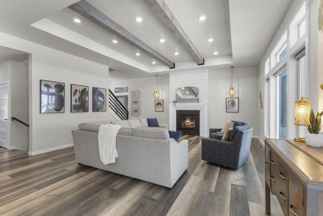 1725 RED OAK STREET, Green Bay, WI 54313