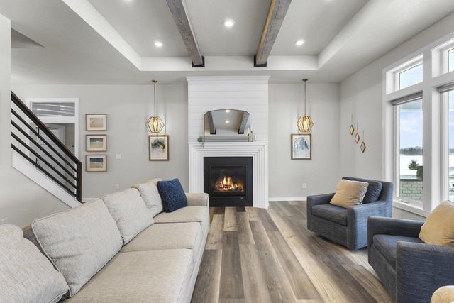 1725 RED OAK STREET, Green Bay, WI 54313