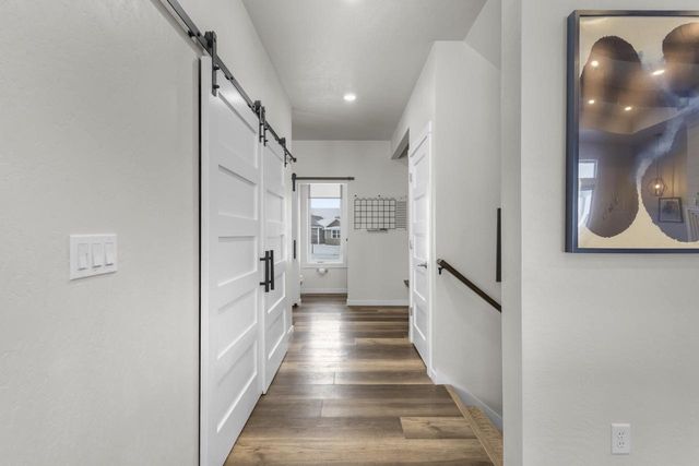 1725 RED OAK STREET, Green Bay, WI 54313