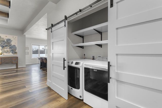 1725 RED OAK STREET, Green Bay, WI 54313