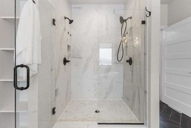 1725 RED OAK STREET, Green Bay, WI 54313