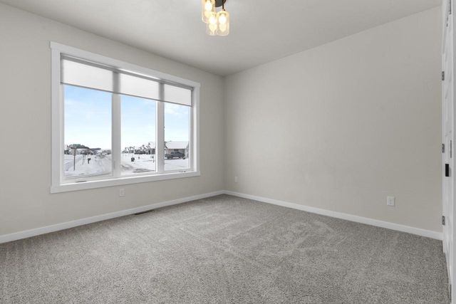 1725 RED OAK STREET, Green Bay, WI 54313