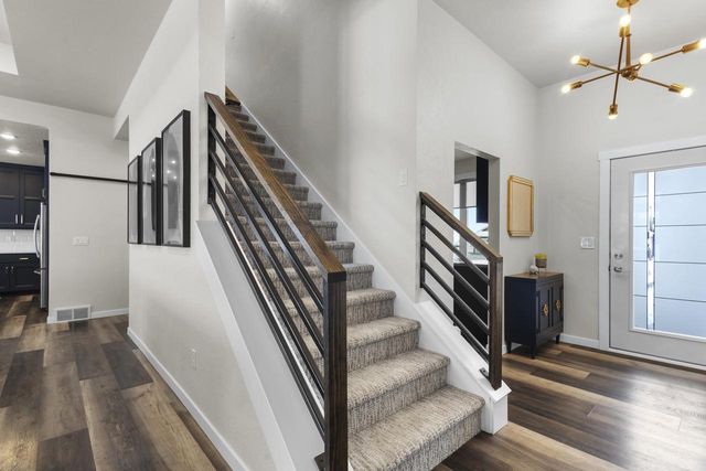 1725 RED OAK STREET, Green Bay, WI 54313