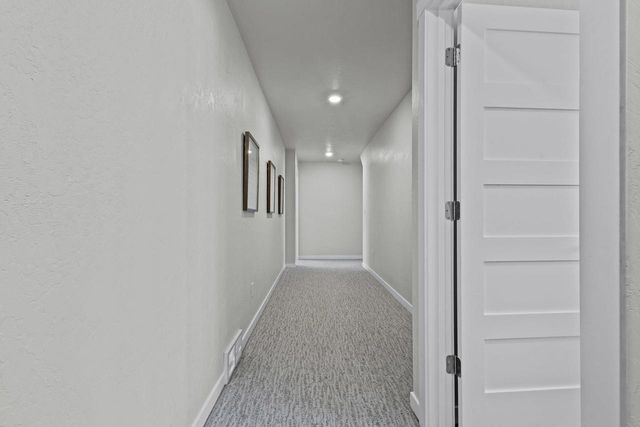 1725 RED OAK STREET, Green Bay, WI 54313