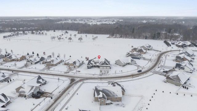 1725 RED OAK STREET, Green Bay, WI 54313