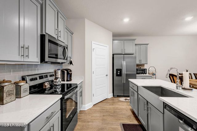 15712 Poydras Circle, Biloxi, MS 39532