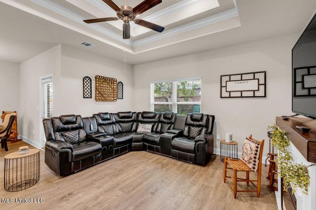 15712 Poydras Circle, Biloxi, MS 39532
