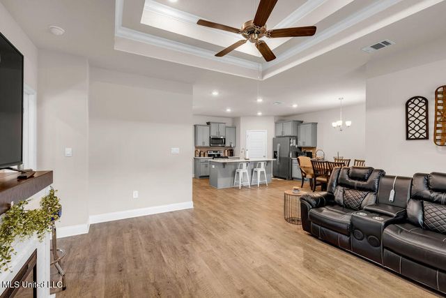15712 Poydras Circle, Biloxi, MS 39532