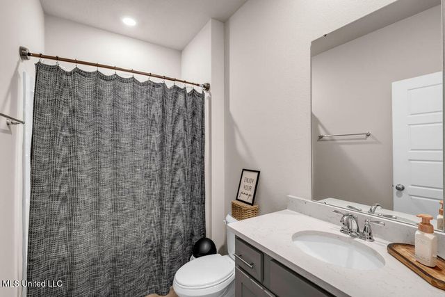 15712 Poydras Circle, Biloxi, MS 39532
