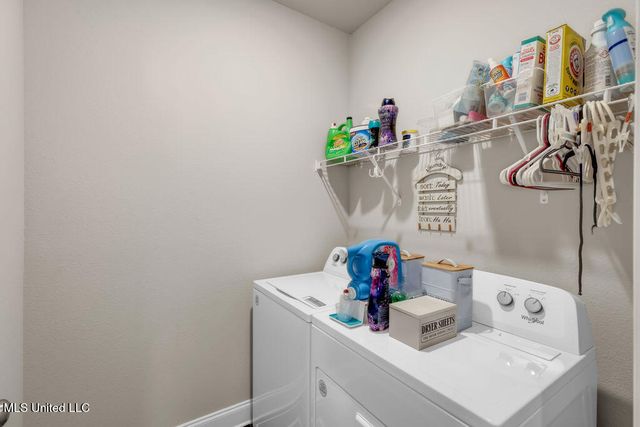 15712 Poydras Circle, Biloxi, MS 39532