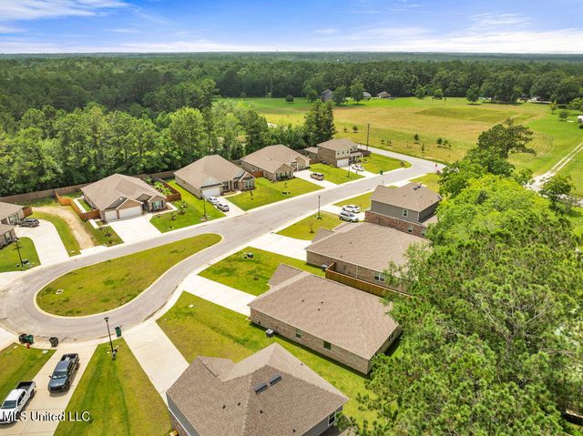 15712 Poydras Circle, Biloxi, MS 39532