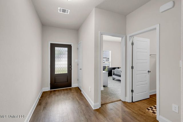 15712 Poydras Circle, Biloxi, MS 39532