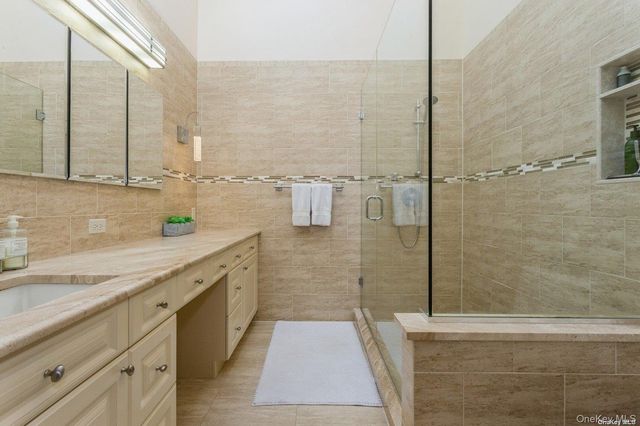 100 Baker Court 118, Island Park, NY 11558