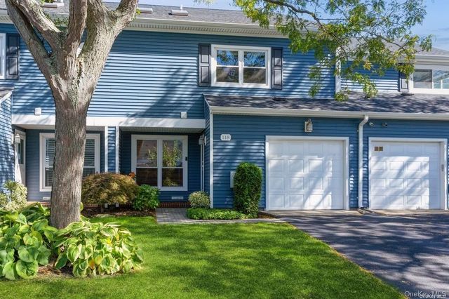 100 Baker Court 118, Island Park, NY 11558