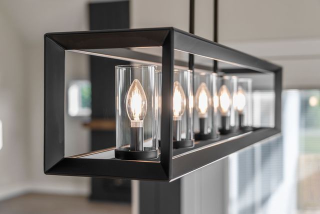 3860 Chapel Hill Rd, Clarksville, TN 37040