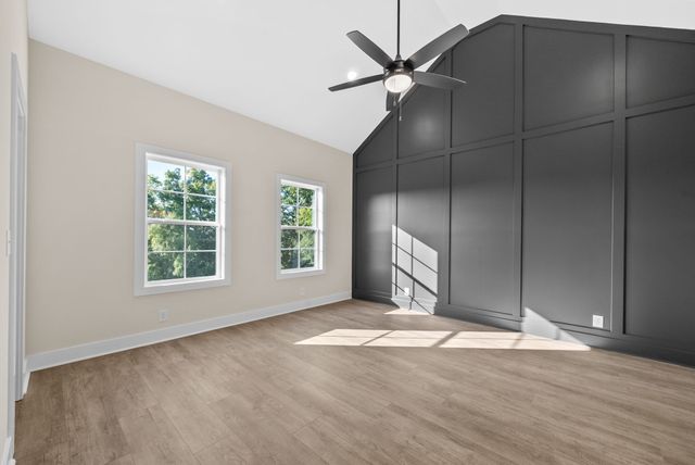 3860 Chapel Hill Rd, Clarksville, TN 37040