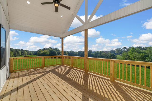 3860 Chapel Hill Rd, Clarksville, TN 37040