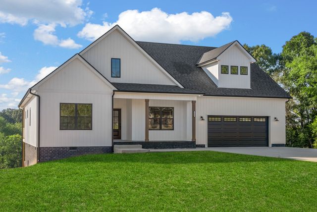 3860 Chapel Hill Rd, Clarksville, TN 37040