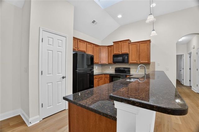 236 Abercorn Way, Woodstock, GA 30188