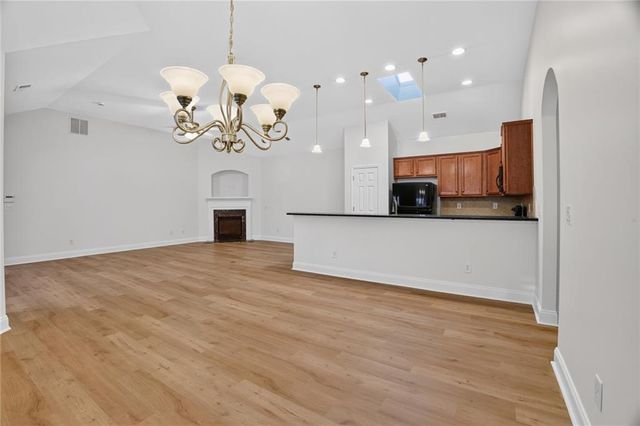 236 Abercorn Way, Woodstock, GA 30188