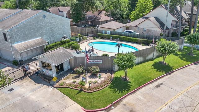 17659 Red Oak Drive 7659, Houston, TX 77090