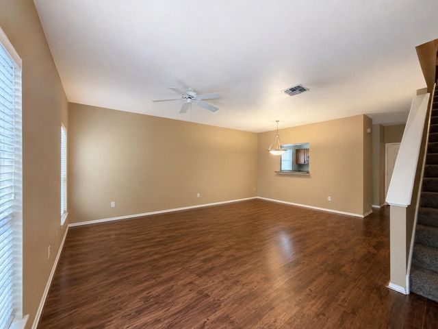 17659 Red Oak Drive 7659, Houston, TX 77090