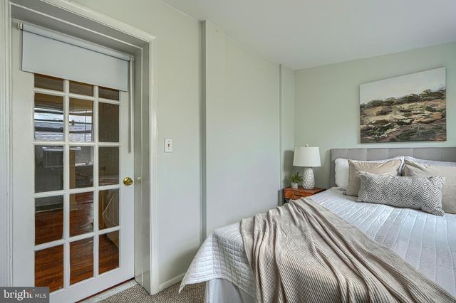 1208 BATTERY AVE, Baltimore, MD 21230