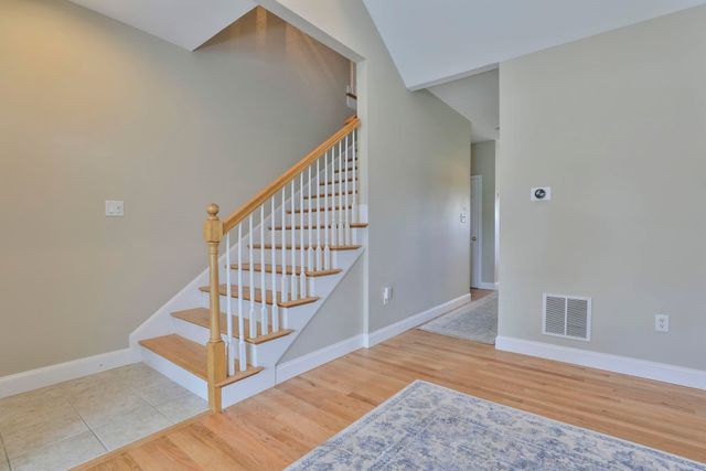 72 Mountain Village Road, Windham, NH 03087