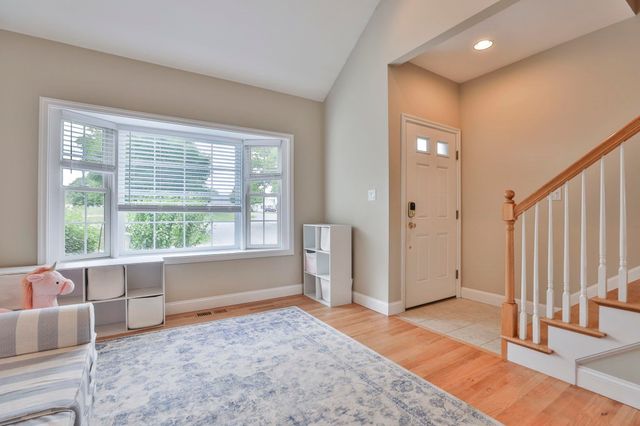 72 Mountain Village Road, Windham, NH 03087