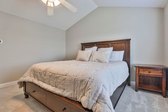 72 Mountain Village Road, Windham, NH 03087
